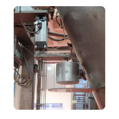 NEUMATICALLY OPERATED TEST WEIGHTS